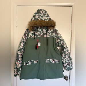 Waterproof wind protection Snow Jacket women size 18 runs like 16